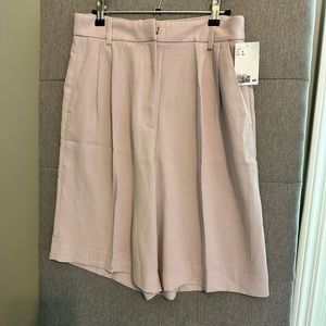 NEW H & M Bermuda Lilac linen shorts